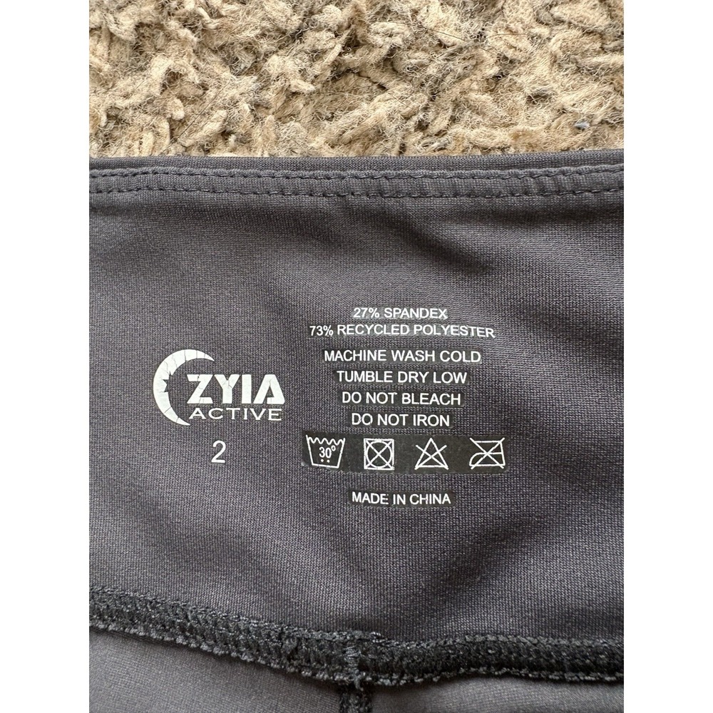 ZYIA Active Women's Black Pull-On Compression Leggings Athletic Fit Size 2 - Picture 2 of 4